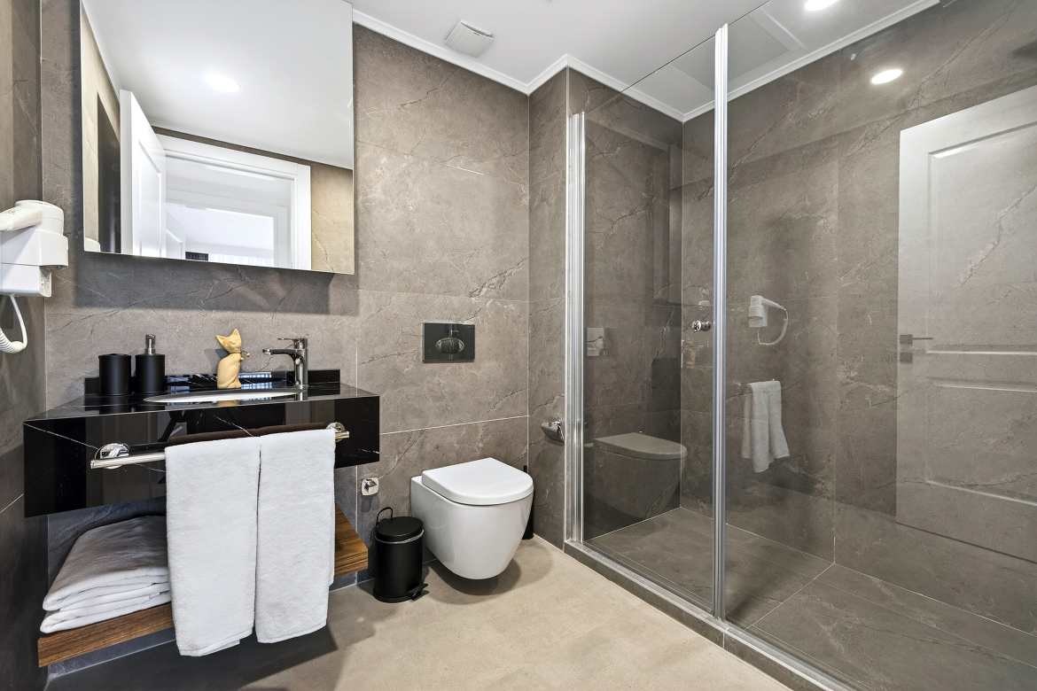 One bedroom apartment in luxurious five-star complex with a casino by the sea