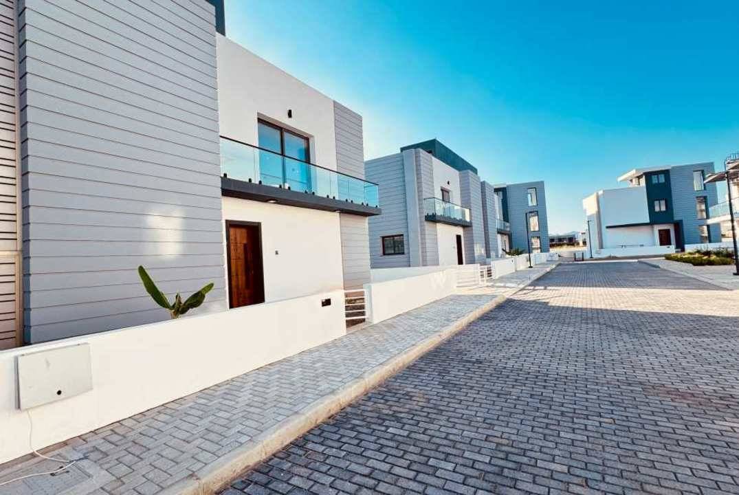 Ready 3 Bedroom Villa with Turkish Title Deed in Iskele – £395,000