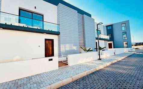Ready 3 Bedroom Villa with Turkish Title Deed in Iskele – £395,000