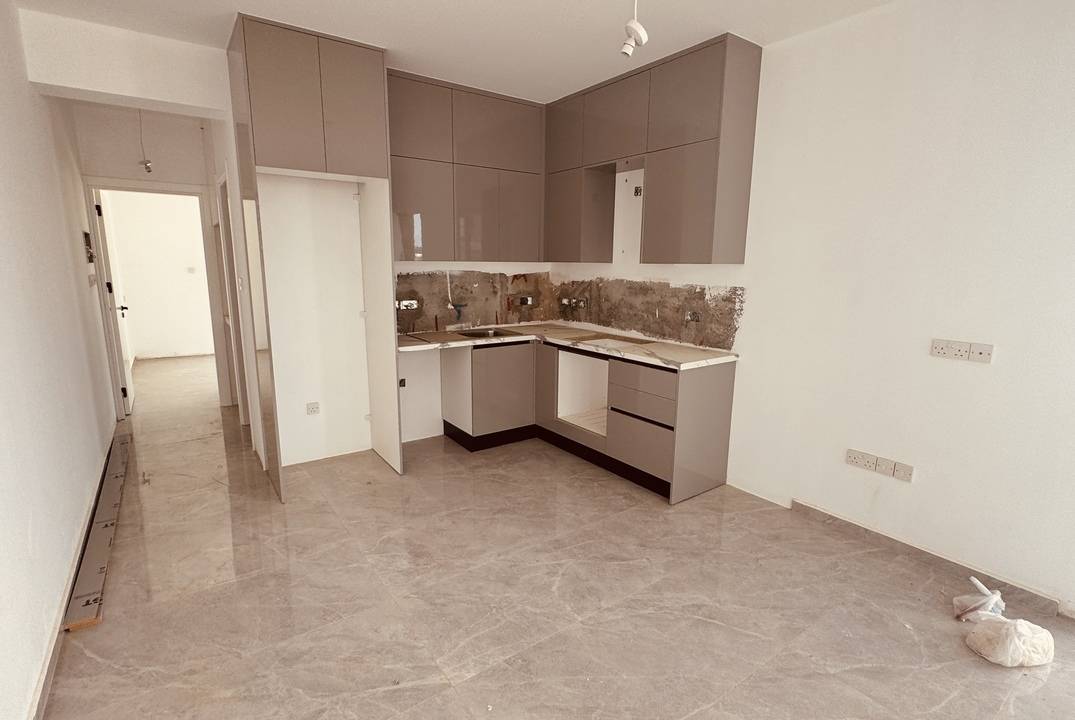 Apartments of different layouts - with a garden and perthouses in the new Yeni-Bogazichi complex, all infrastructure nearby!