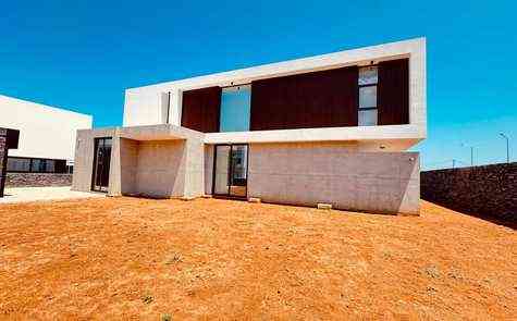 Villa 5 + 1 in a unique complex in Catalkoy on the seashore!