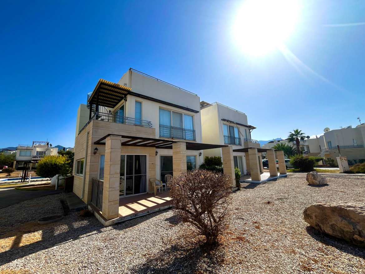 Spacious 3-Bedroom Apartment with a Large Terrace in Turtle Bay, Esentepe