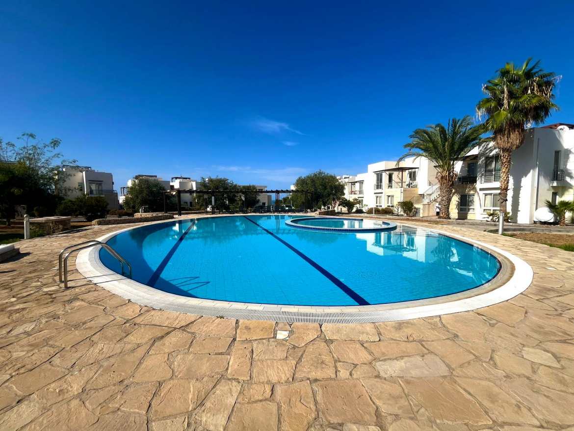 Spacious 3-Bedroom Apartment with a Large Terrace in Turtle Bay, Esentepe
