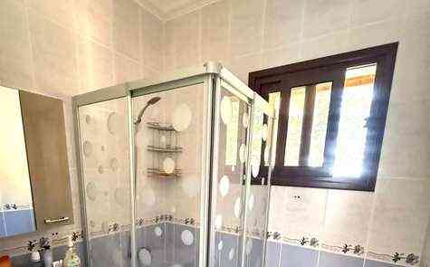 Luxury 5-Bedroom Villa with Private Pool and Solar Energy System in Alsancak, Kyrenia