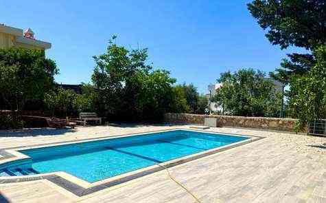 Luxury 5-Bedroom Villa with Private Pool and Solar Energy System in Alsancak, Kyrenia