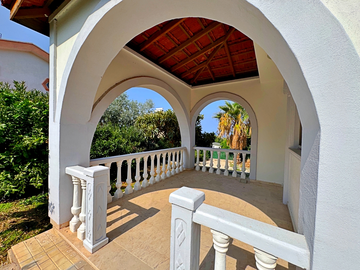 Luxury Villa on the Mountainside in Esentepe
